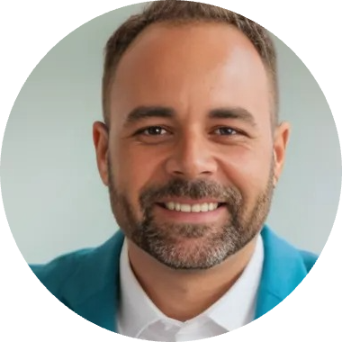 Victor Arroyo — CEO y fundador de Smart Marketing Fusion